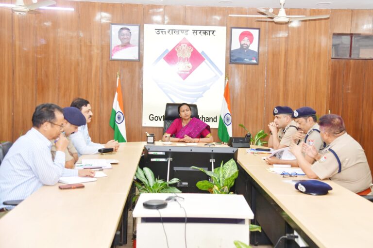 ऋषिकेश में राफटिंग स्थलों व कैम्पिंग के पास ही पर्यटकों के वाहनों हेतु पार्किंग की व्यवस्था के निर्देश
