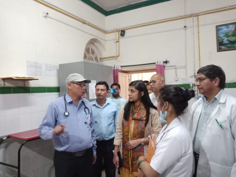मिशन निदेशक NHM स्वाति एस भदौरिया ने किया नैनीताल जनपद का दौरा, कई स्वास्थ्य इकाइयों का किया औचक निरीक्षण
