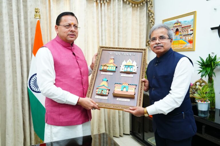 उत्तराखंड में रेलवे विस्तार को मिलेगी नई रफ्तार, मुख्यमंत्री धामी ने रेलवे बोर्ड चेयरमैन के साथ की उच्चस्तरीय बैठक